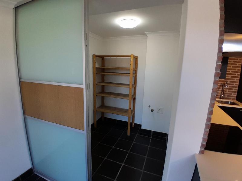 To Let 1 Bedroom Property for Rent in Gardens Western Cape